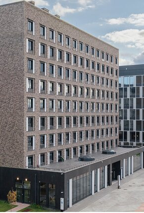 AZIMUT City Hotel Comcity Moscow 4*